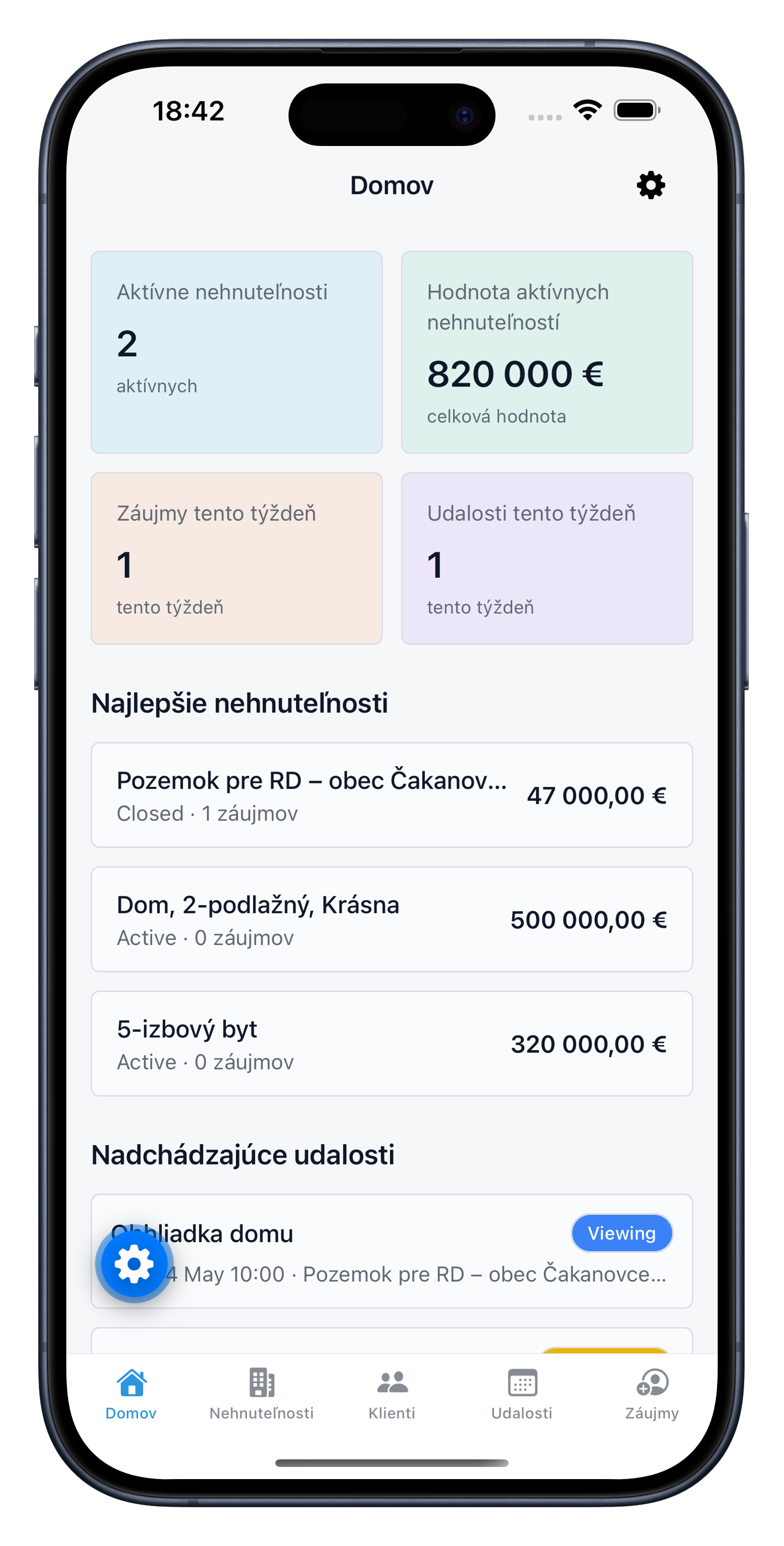 Mobile Immoo dashboard showing properties, client interest, and upcoming events.